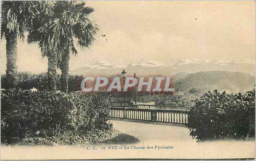 CPA Pau La Chaine des Pyrenees 