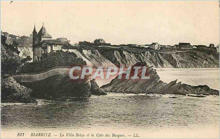 CPA Biarritz La Villa Belza et la Cote des Basques 