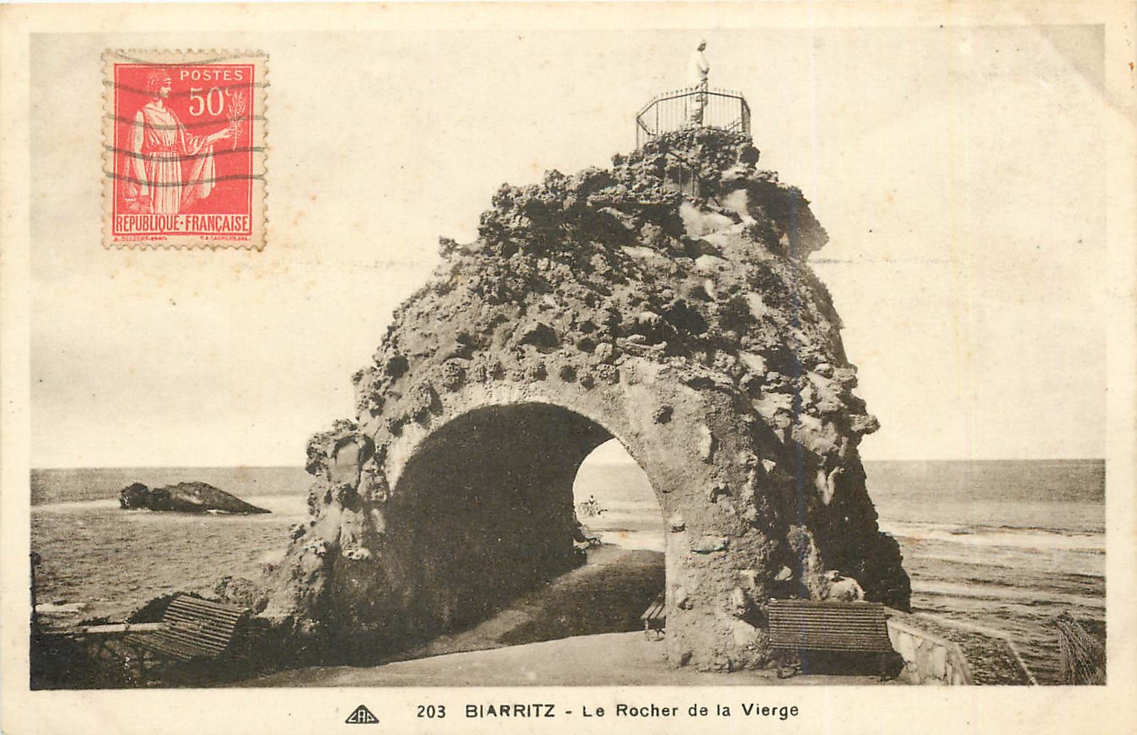 CPA Biarritz Le Rocher de la Vierge 