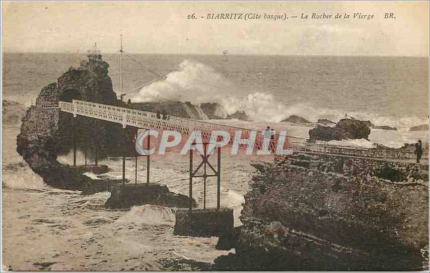 CPA Biarritz Cote basque Le Rocher de la Vierge 