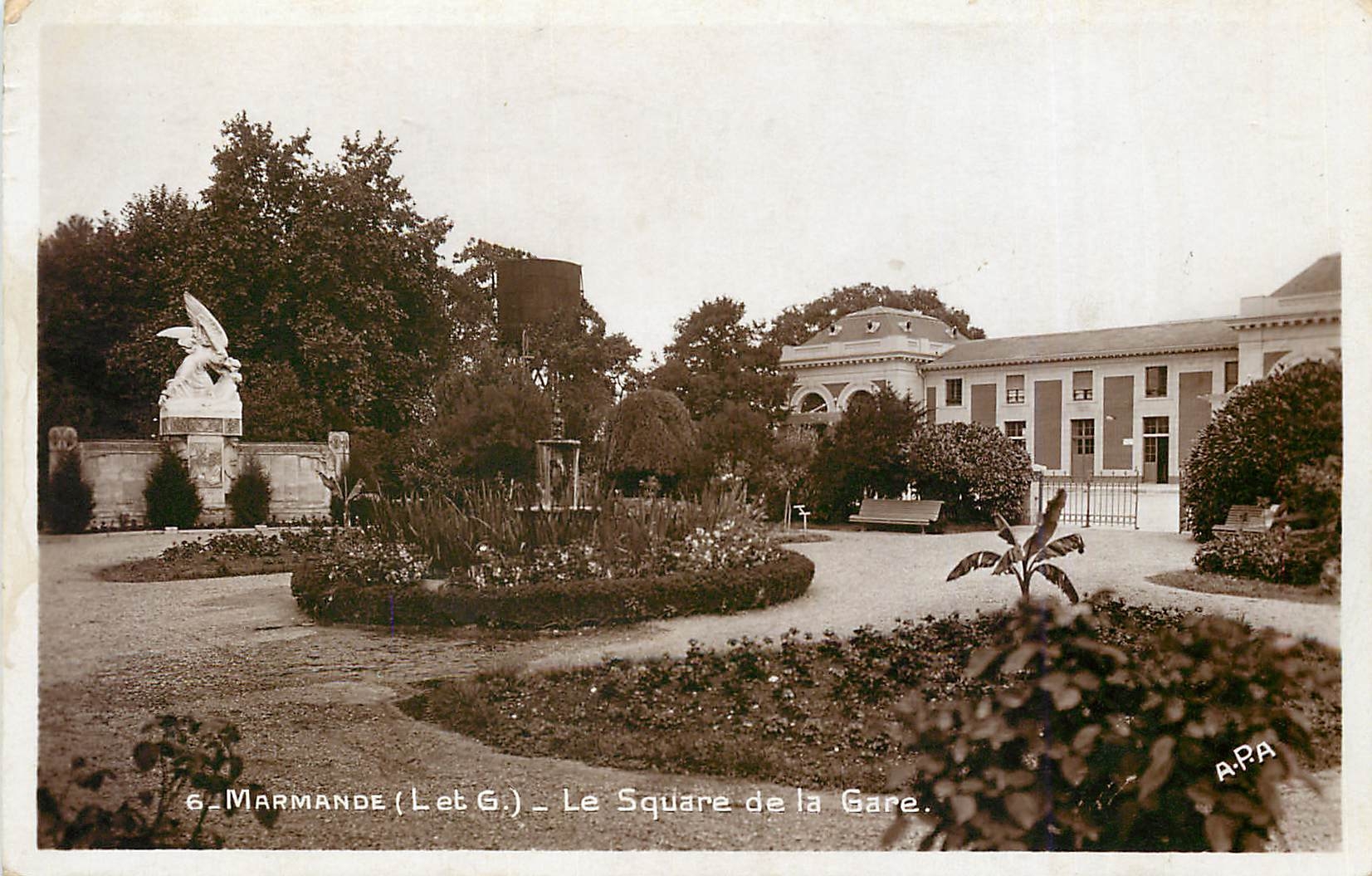 CPM Marmande L et G Le Square de la Gare 