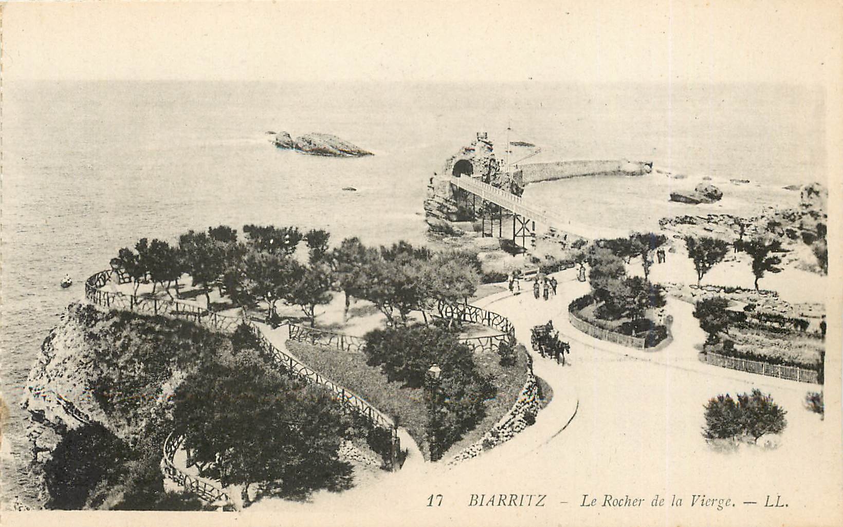 Biarritz — Le Rocher de la Vierge — LL. — n°17