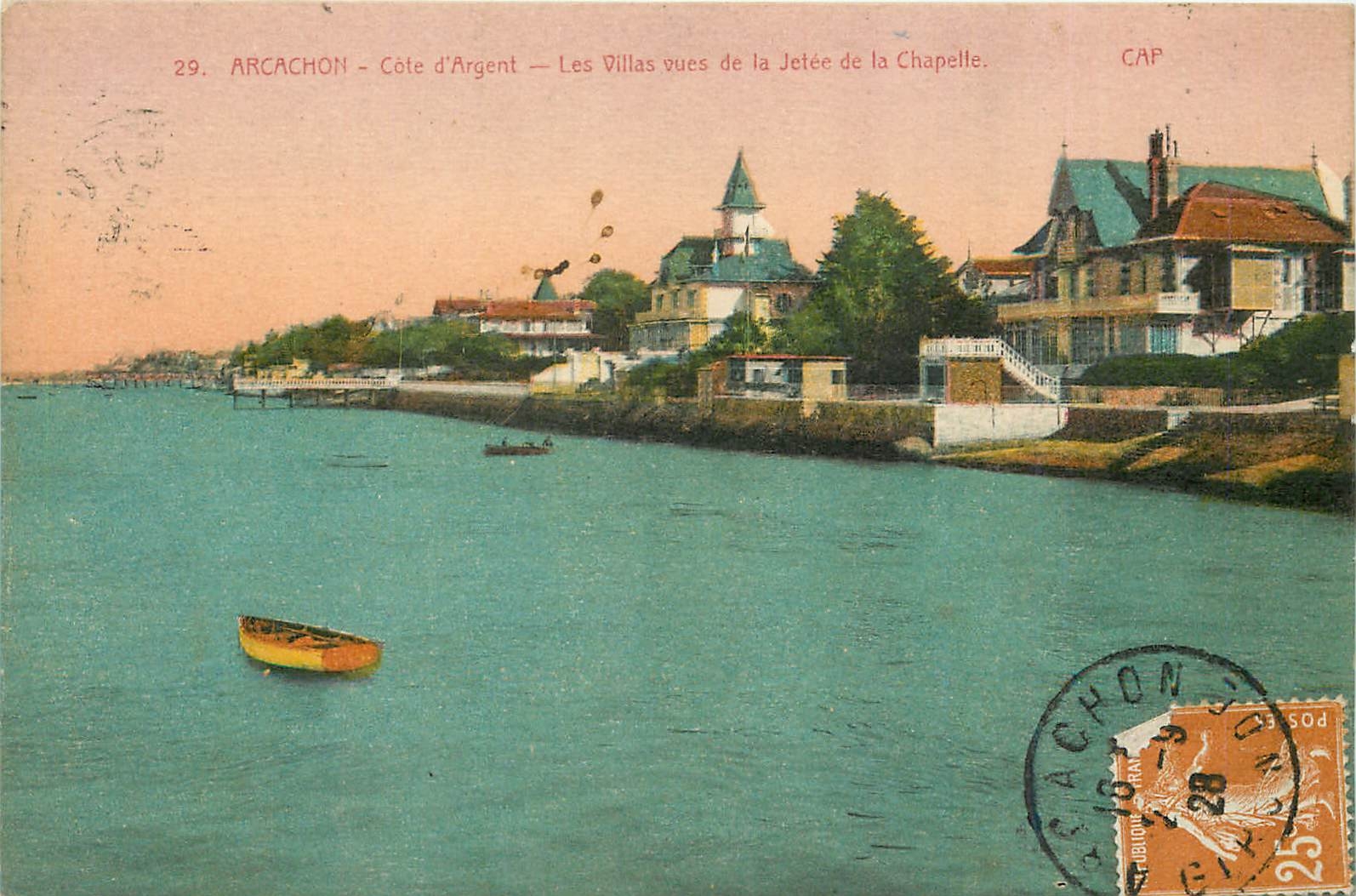 Arcachon - Côte d'Argent — Les Villas vues de la Jetée de la Chapelle — CAP
