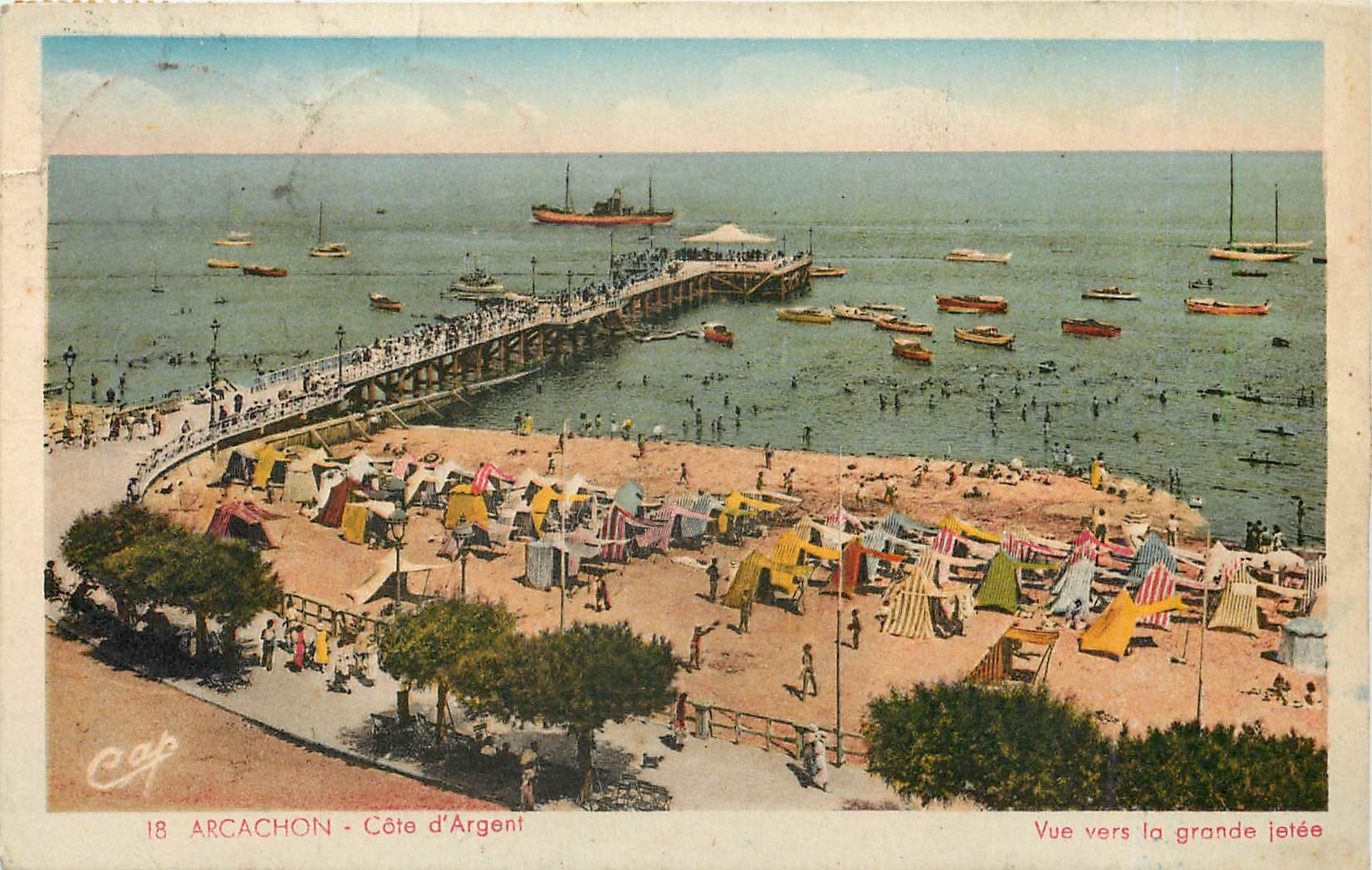 CPA Arcachon Cote d'Argent Vue vers la grande jetee 