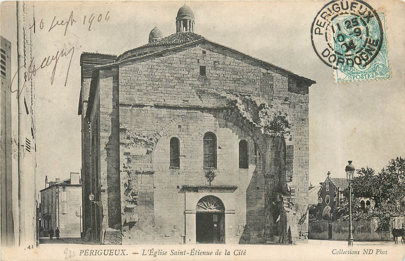 CPA Perigueux L'Eglise Saint Etienne de la Cite 