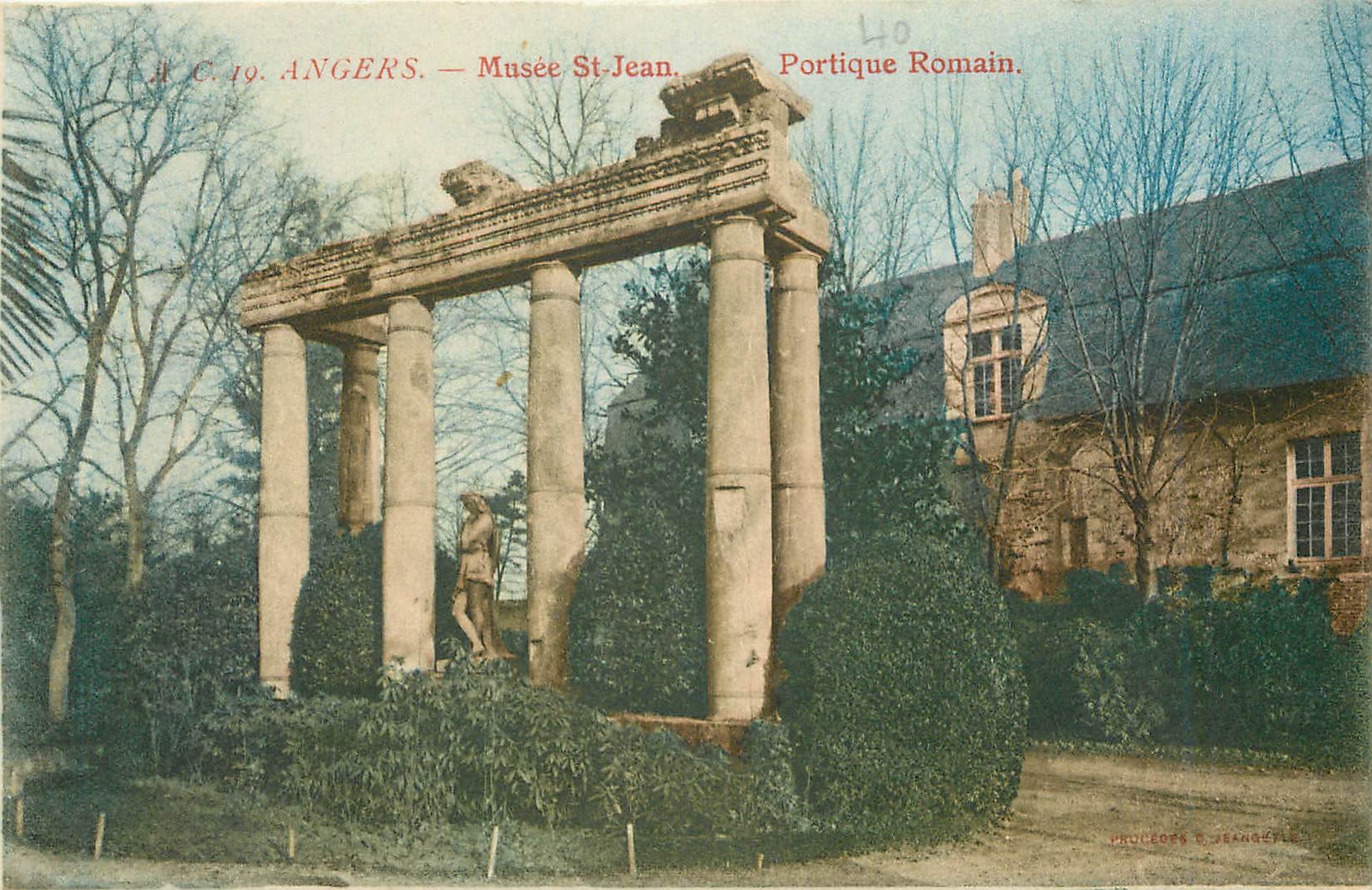 CPA Angers Musee St Jean Portique Romain 