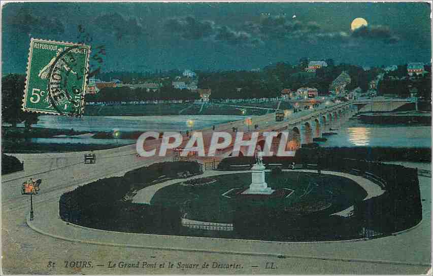 CPA Tours Le Grand Pont et le Square de Descartes 