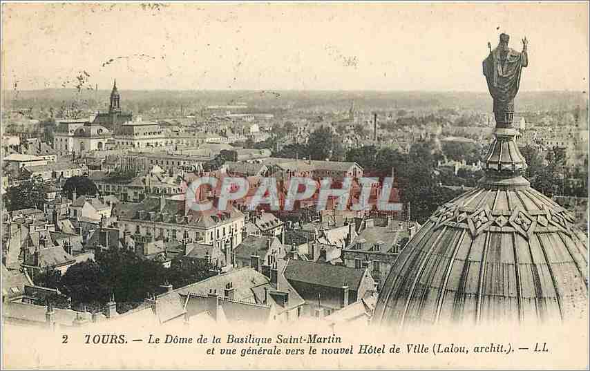 CPA Tours Le Dome de la Basilique Saint Martin et vue generale vers le nouvel Hotel de Ville 