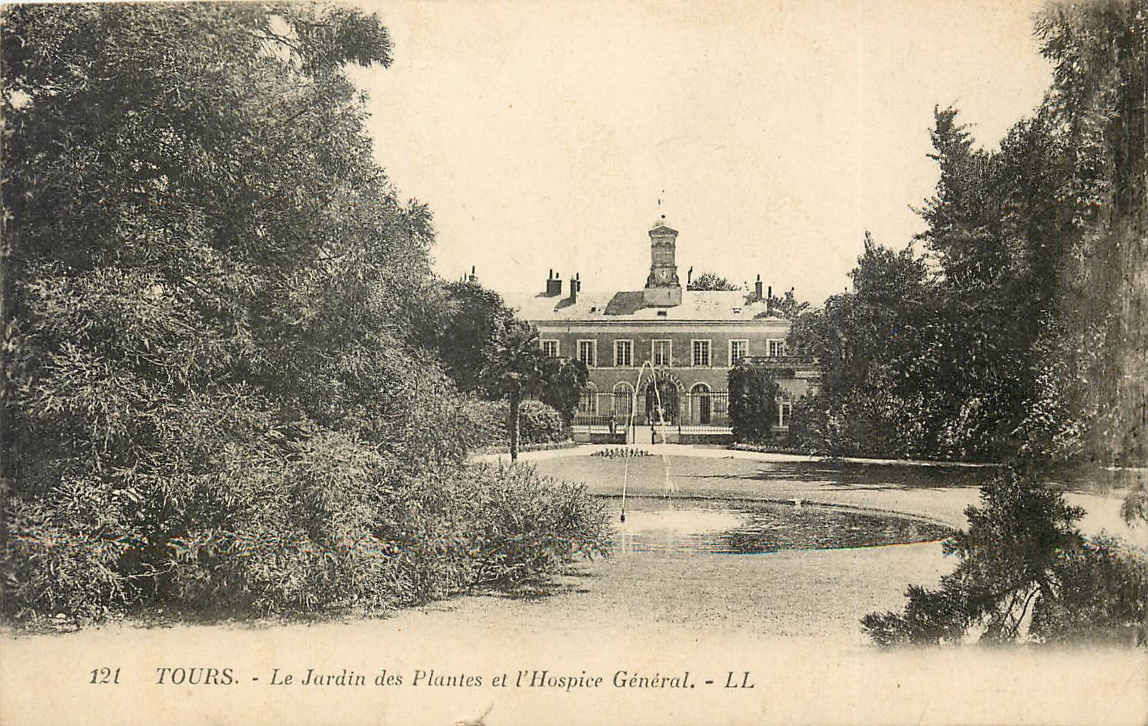CPA Tours Le Jardin des Plantes et l'Hospice General 