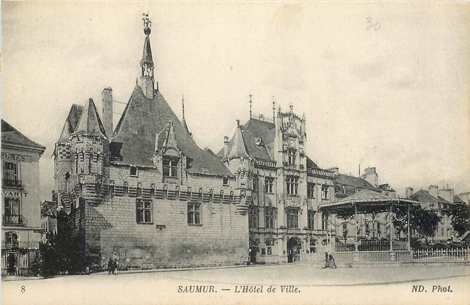 CPA Saumur L'Hotel de Ville 
