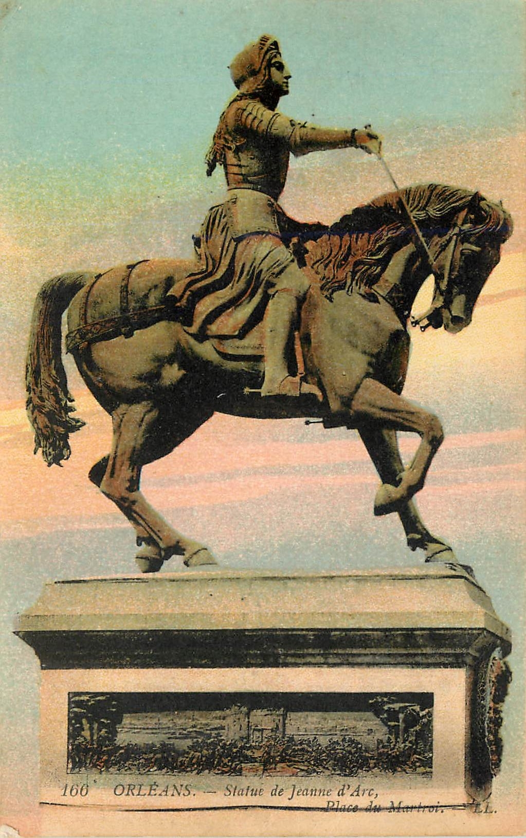 CPA Orleans Statue de Jeanne d'ARc 