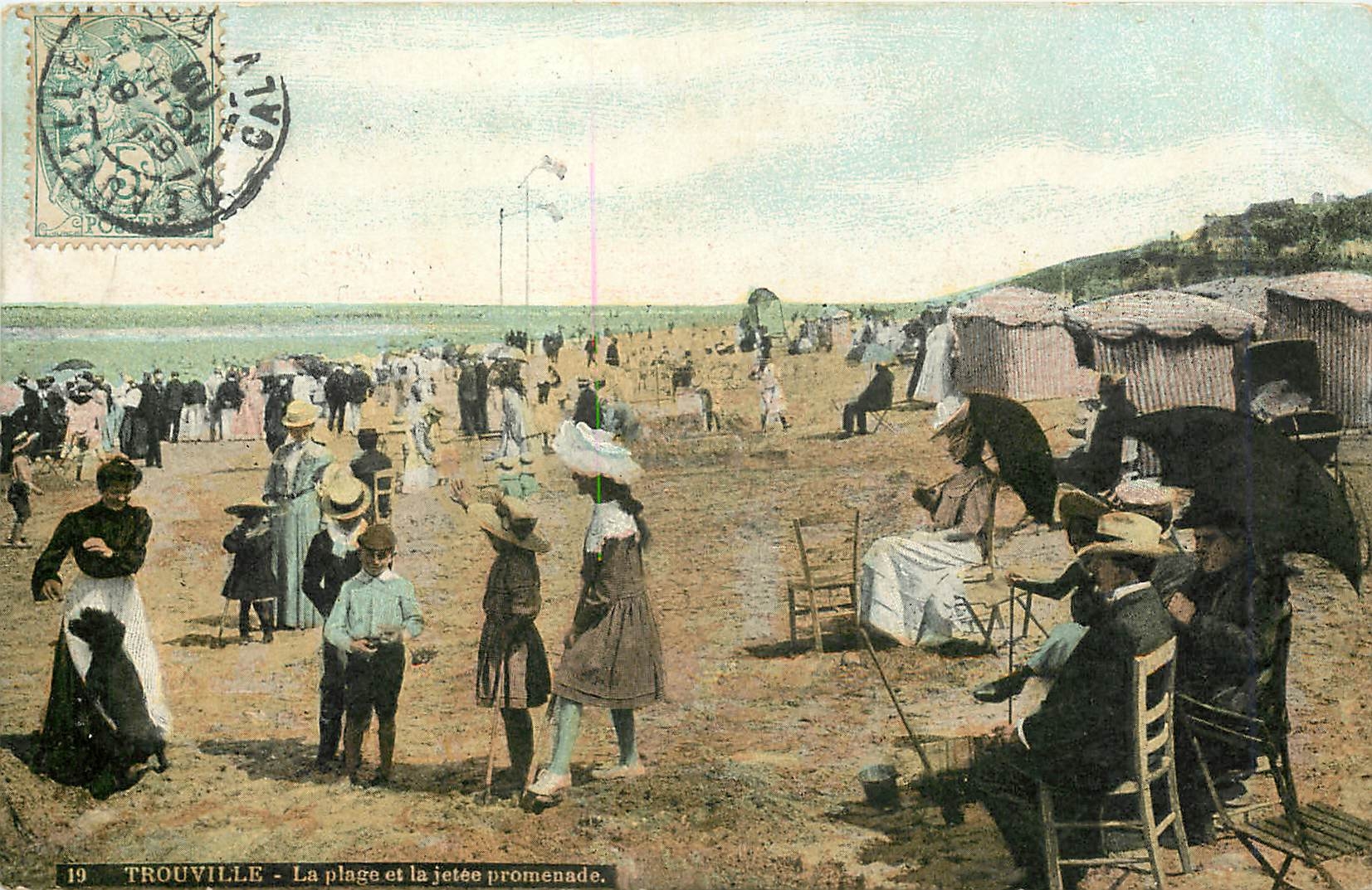 CPA Trouville  La plage et la jetee promenade 