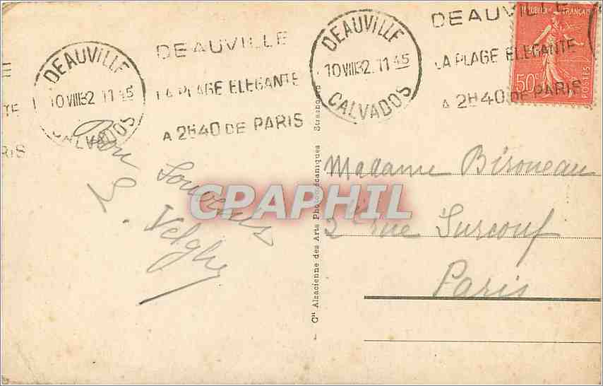 CPA Trouville  Reine des Plages La Jetee Promenade  — Verso