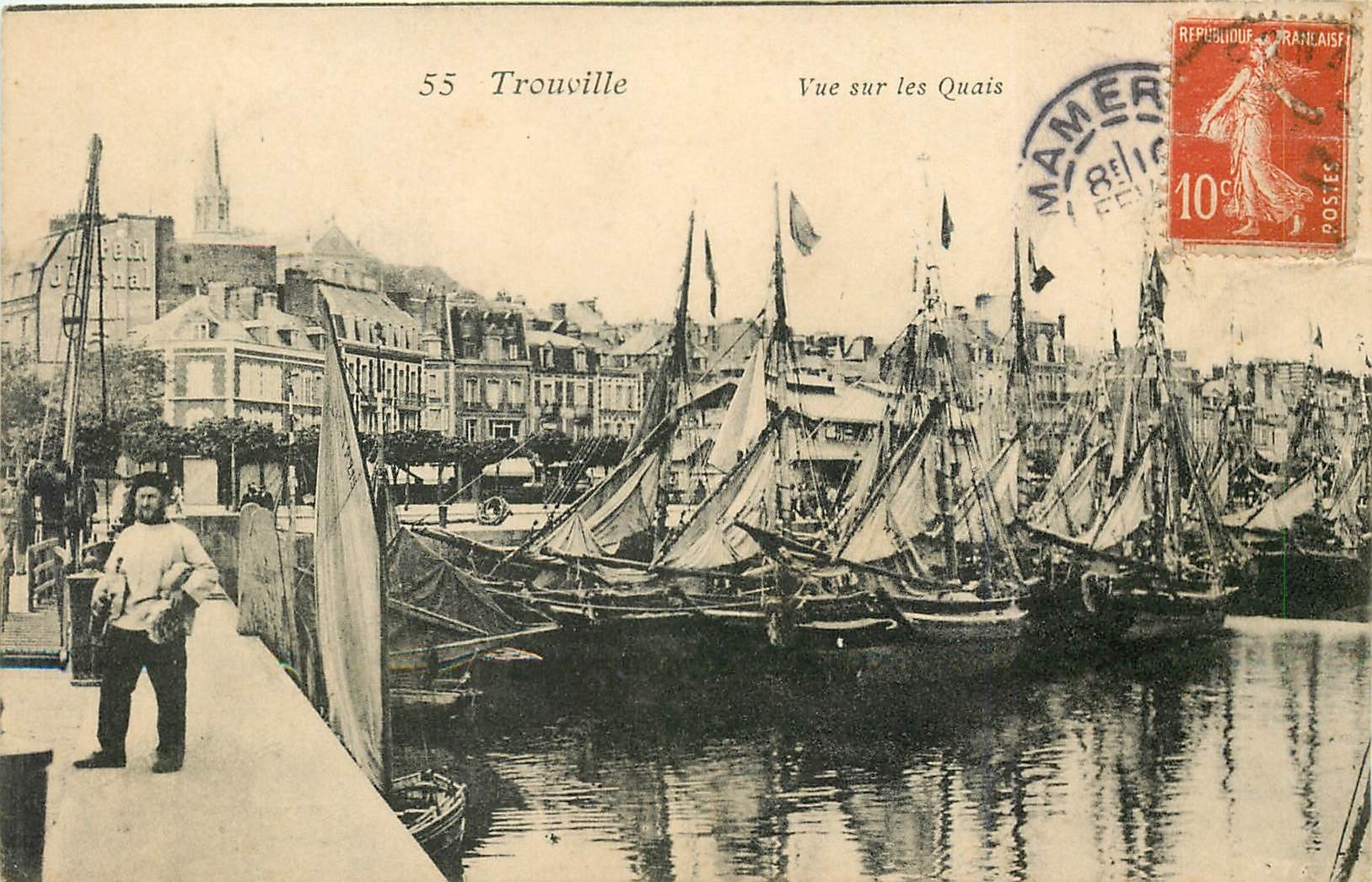 CPA Deauville La Plage Fleurie Le Royal 