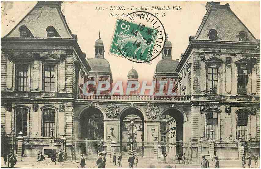 CPA Lyon Facade de l'Hotel de Ville Place de la Comedie 