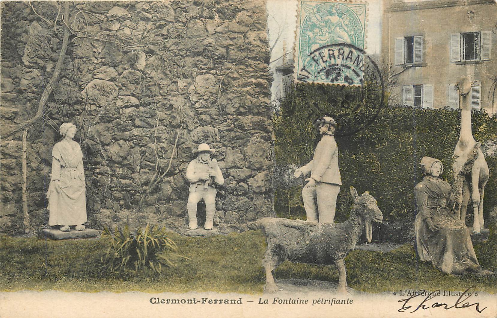 CPA Clermont Ferrand La Fontaine petrifiante Chevre Giraffe Girafe