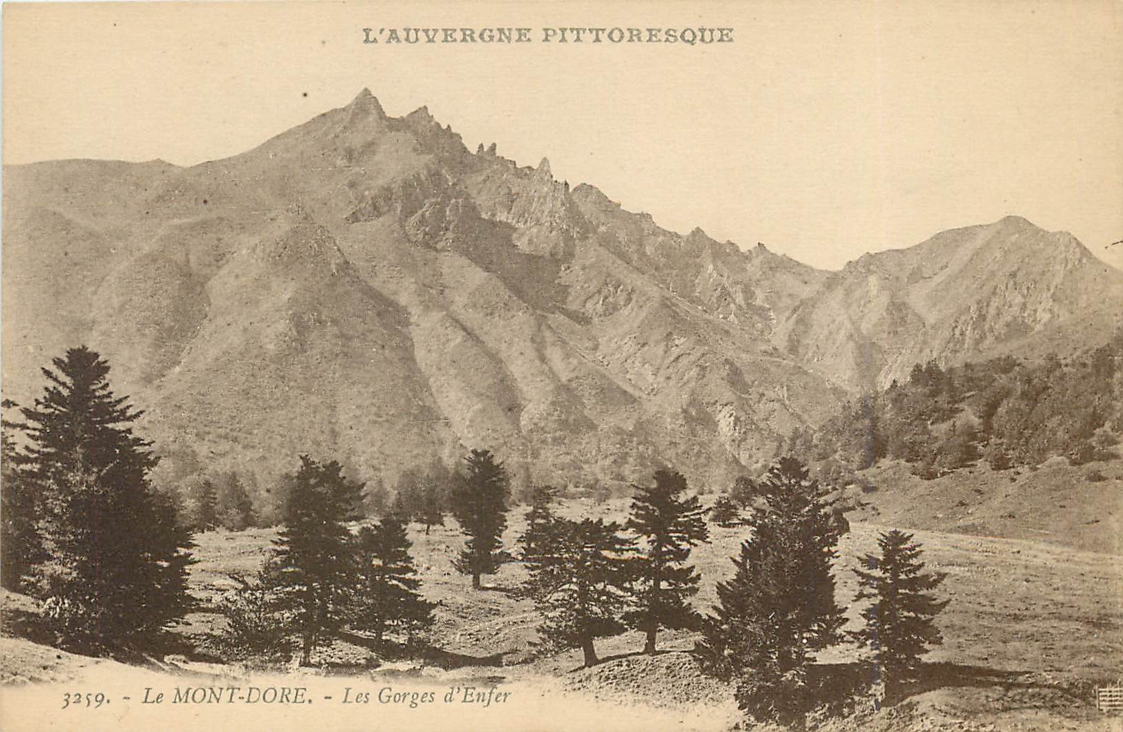 CPA Le Mont Dore Les Gorges d'Enfer 