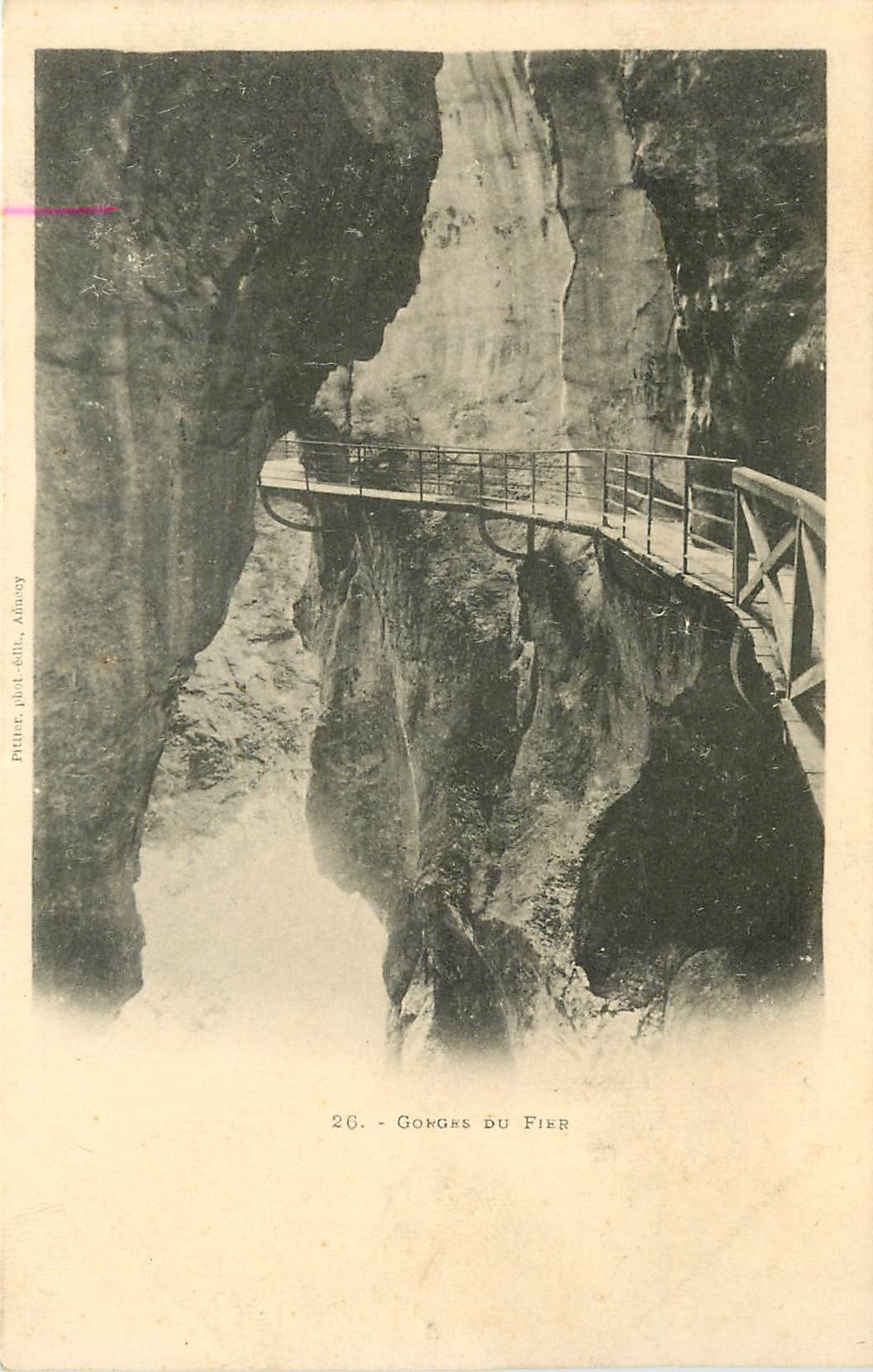 Gorges du Fier — vue des falaises et du pont métallique — Piture, phot.-séls., Adinsey, n°26