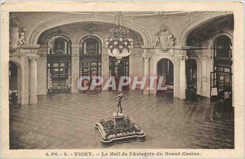 CPA Vichy Le Hall de l'Arlequin du Grand Casino 