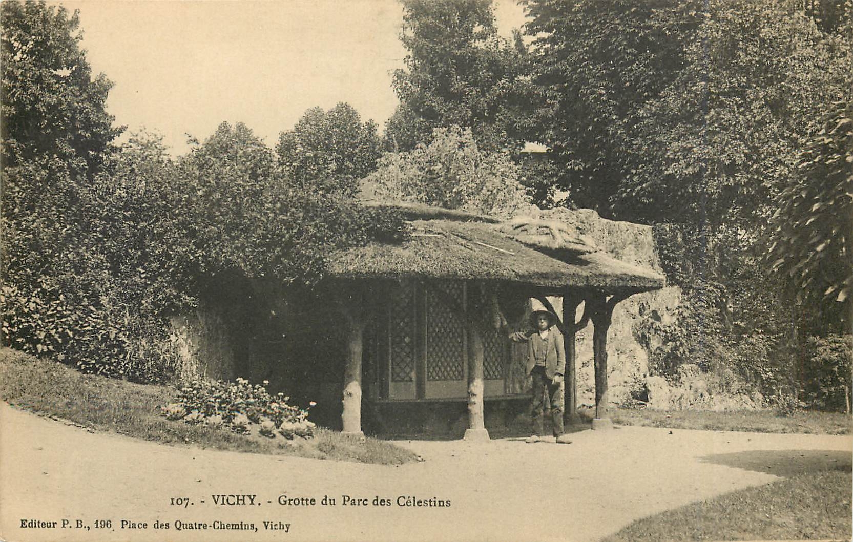 CPA Vichy Grotte du Parc des Celestins 