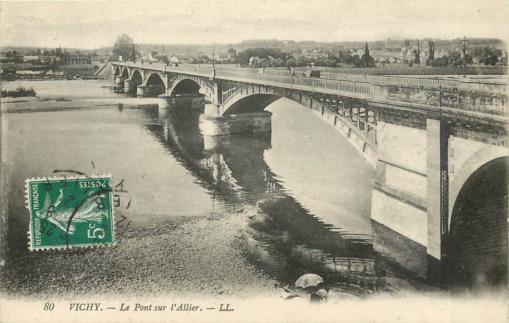 CPA Vichy Le Pont sur l'Allier 