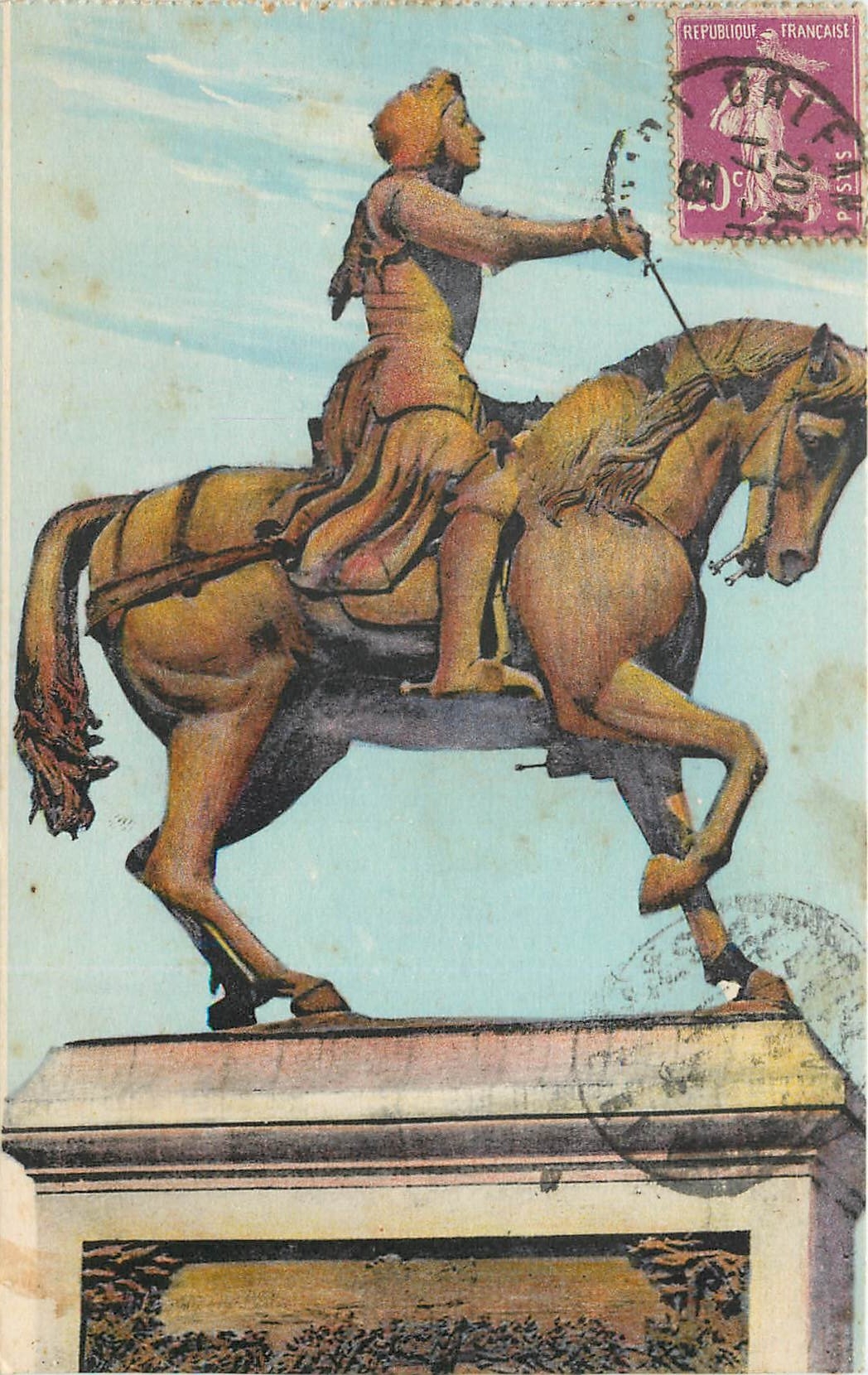 CPA Orleans Statue de Jeanne d'Arc par Foyatier 