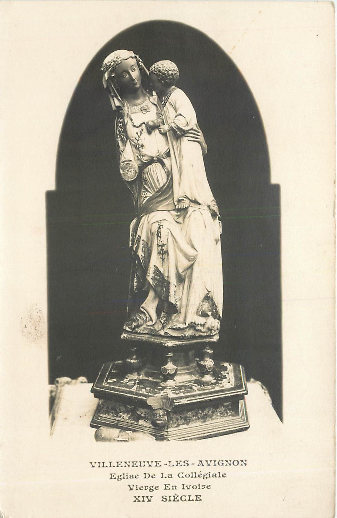 CPA Villeneuve les Avignon Eglise de la Collegiale Vierge En Ivoire 