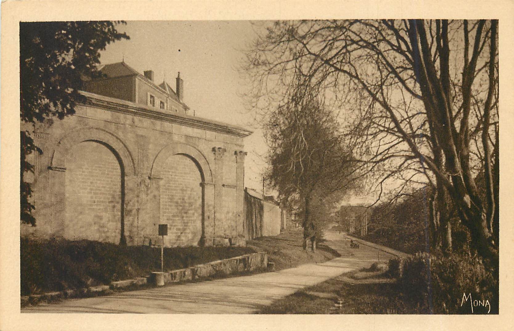CPA Les Petits Tableaux de Langres Porte Gallo Romaine epoque de Marc Aurele 