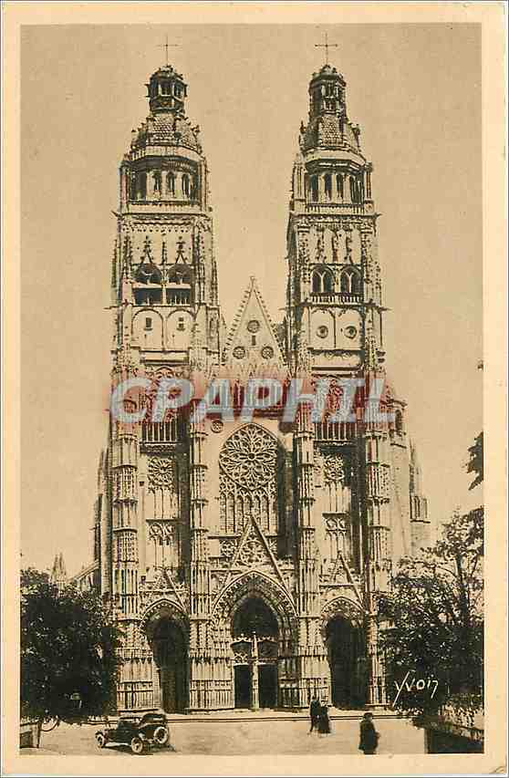 CPA Tours Indre et Loire La Cathedrale St Gatien facade 