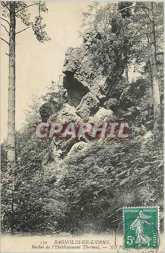 CPA Bagnoles de l'Orne Rocher de l'Etablissement Thermal 