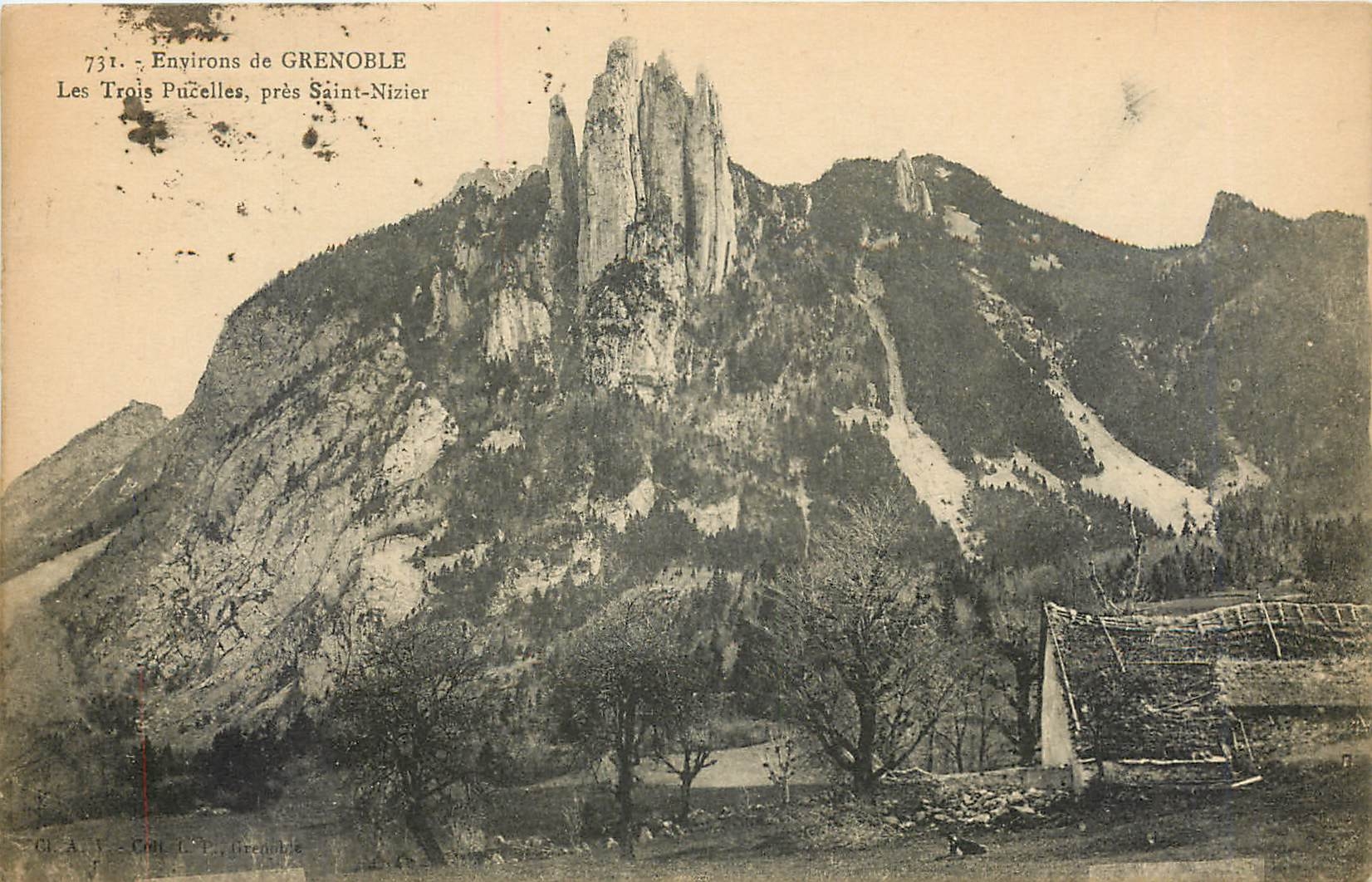 CPA Environs de Grenoble Les Trois Pucelles pres Saint Nizier 