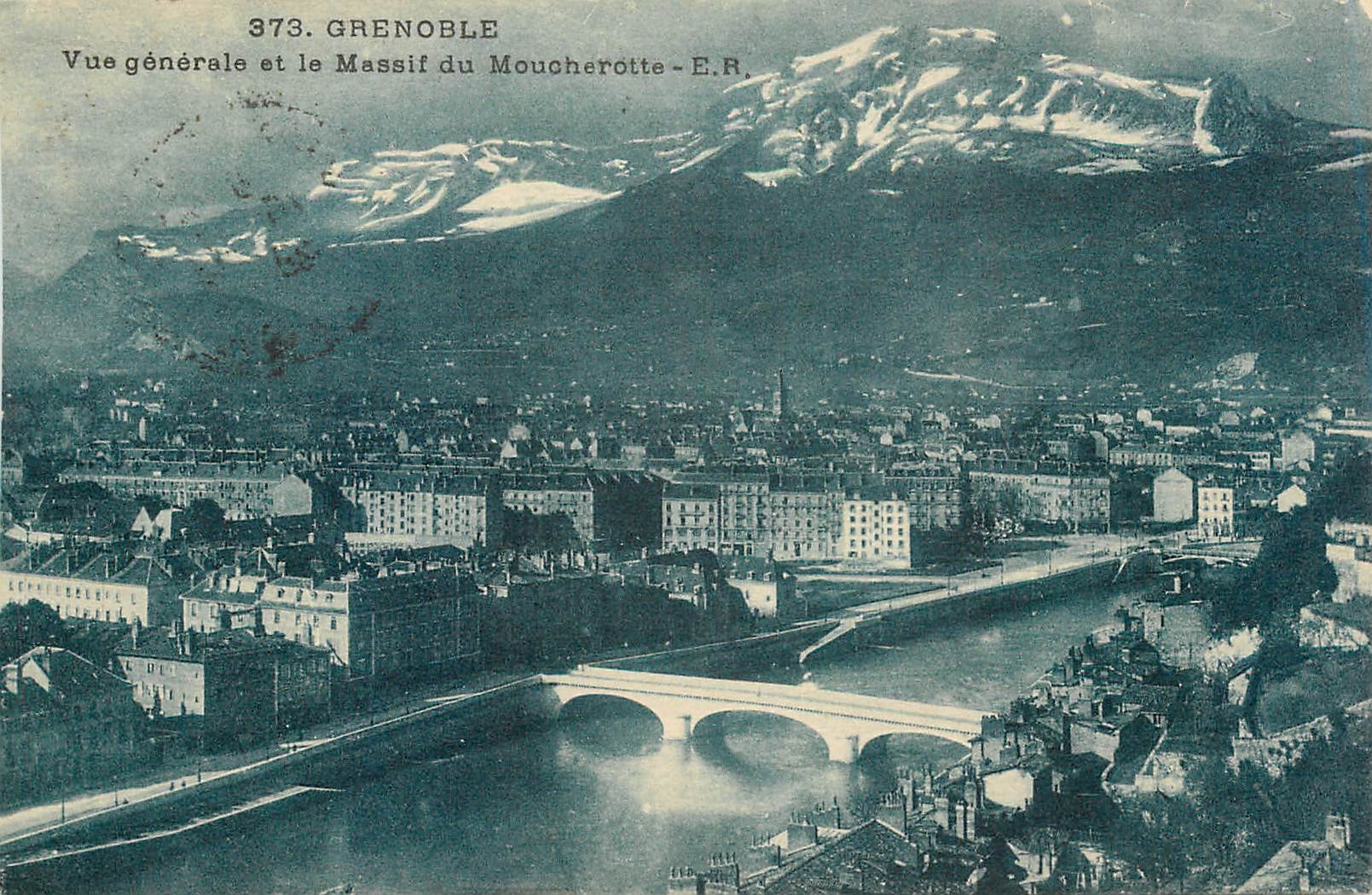 CPA Grenoble Vue generale et le Massif du Moucherotte 