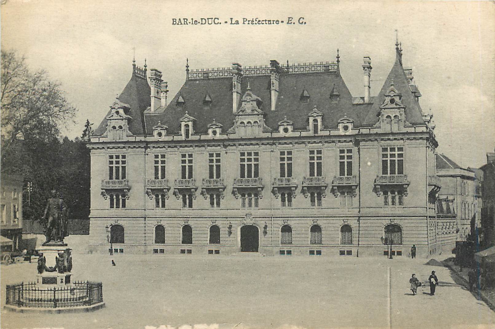 Bar-le-Duc - La Préfecture - E.G.