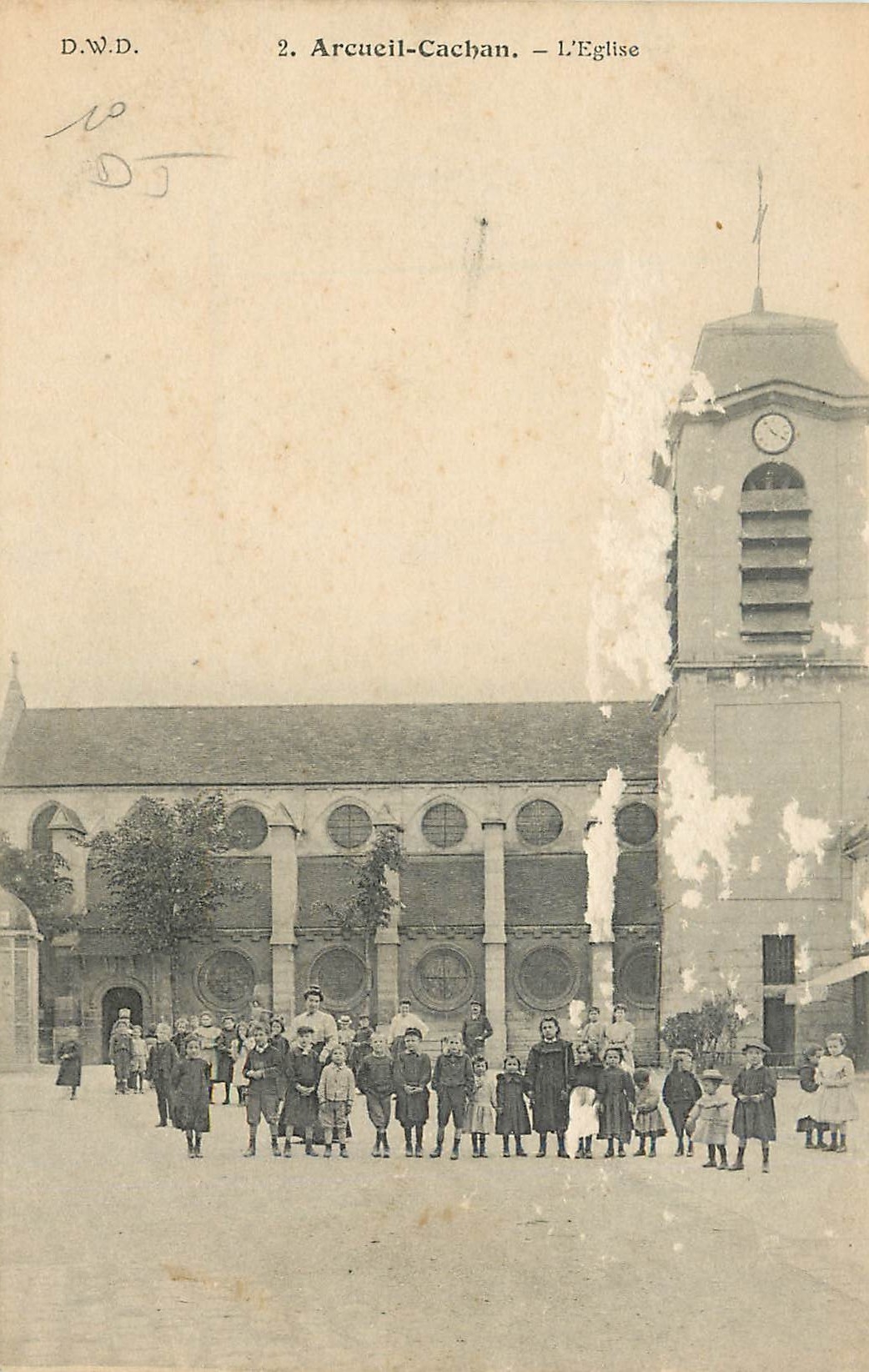 CPA Arcueil Cachan L'Eglise Enfants