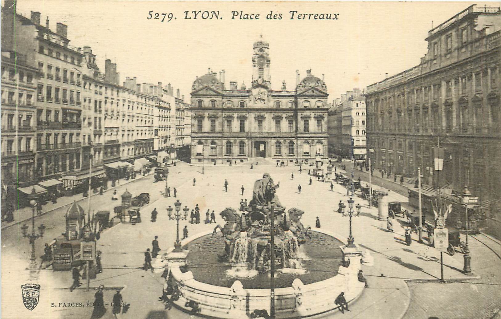 CPA Lyon Place des Terreaux 