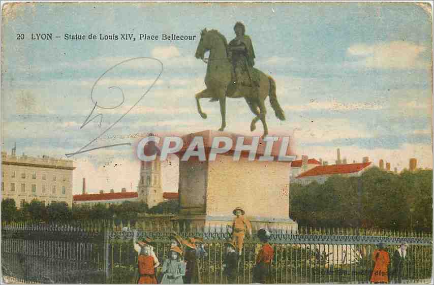 CPA Lyon Statue de Louis XIV Place Bellecour 
