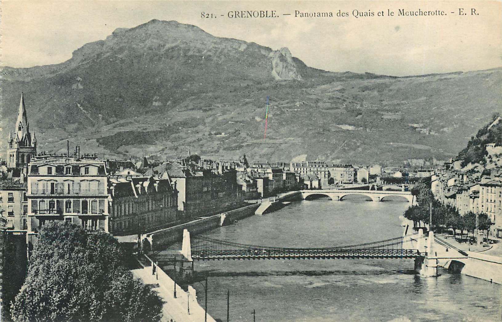 Grenoble — Panorama des Quais et le Meucherotte — E. R.