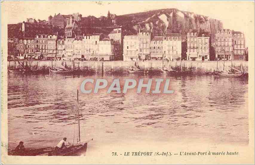 CPA Le Treport S Inf L'Avant Port a maree haute 