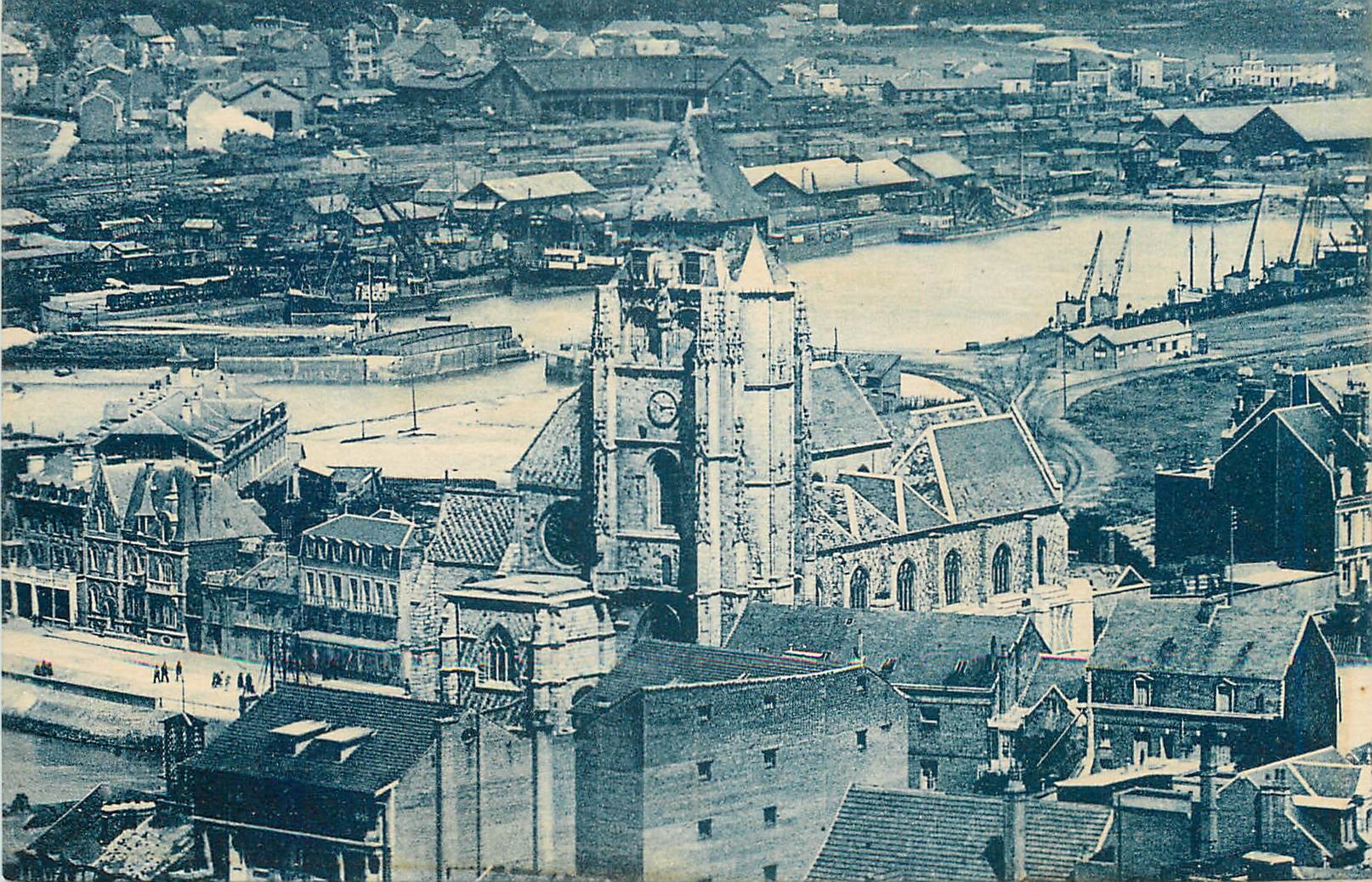 CPA Le Treport Eglise St Jacques et le Port Vue prise a vol d'oiseau 