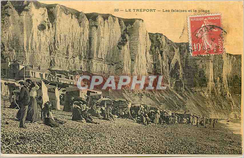 CPA Le Treport Les Falaises et la Plage (carte toilée)