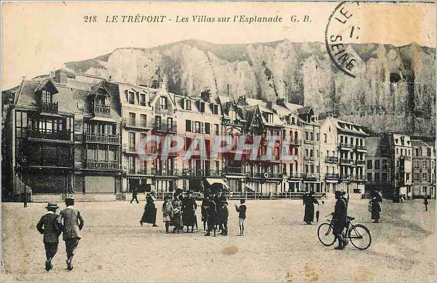 CPA Le Treport Les Villas sur l'Esplanade 