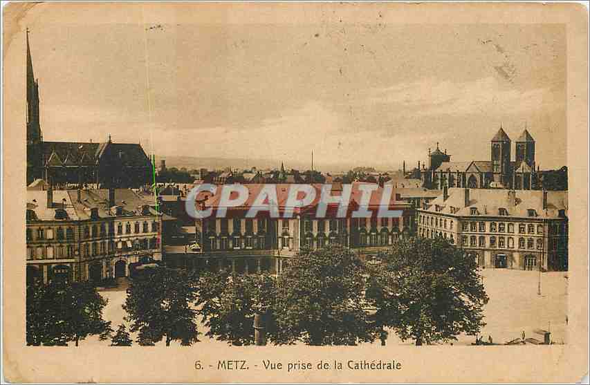 CPA Metz Vue prise de la Cathedrale 