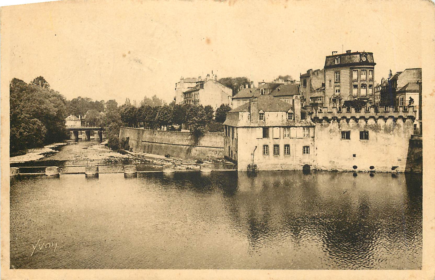 CPA Metz Moselle La Digue de la Pucelle