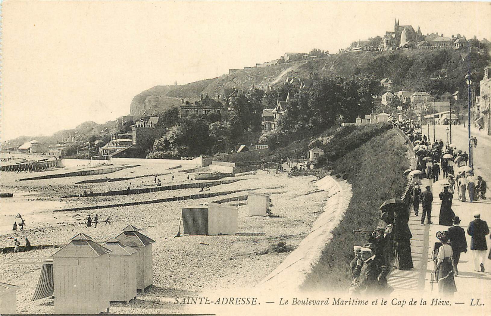 CPA Sainte Adresse Le Boulevard Maritime et le Cap de la Hevfe 