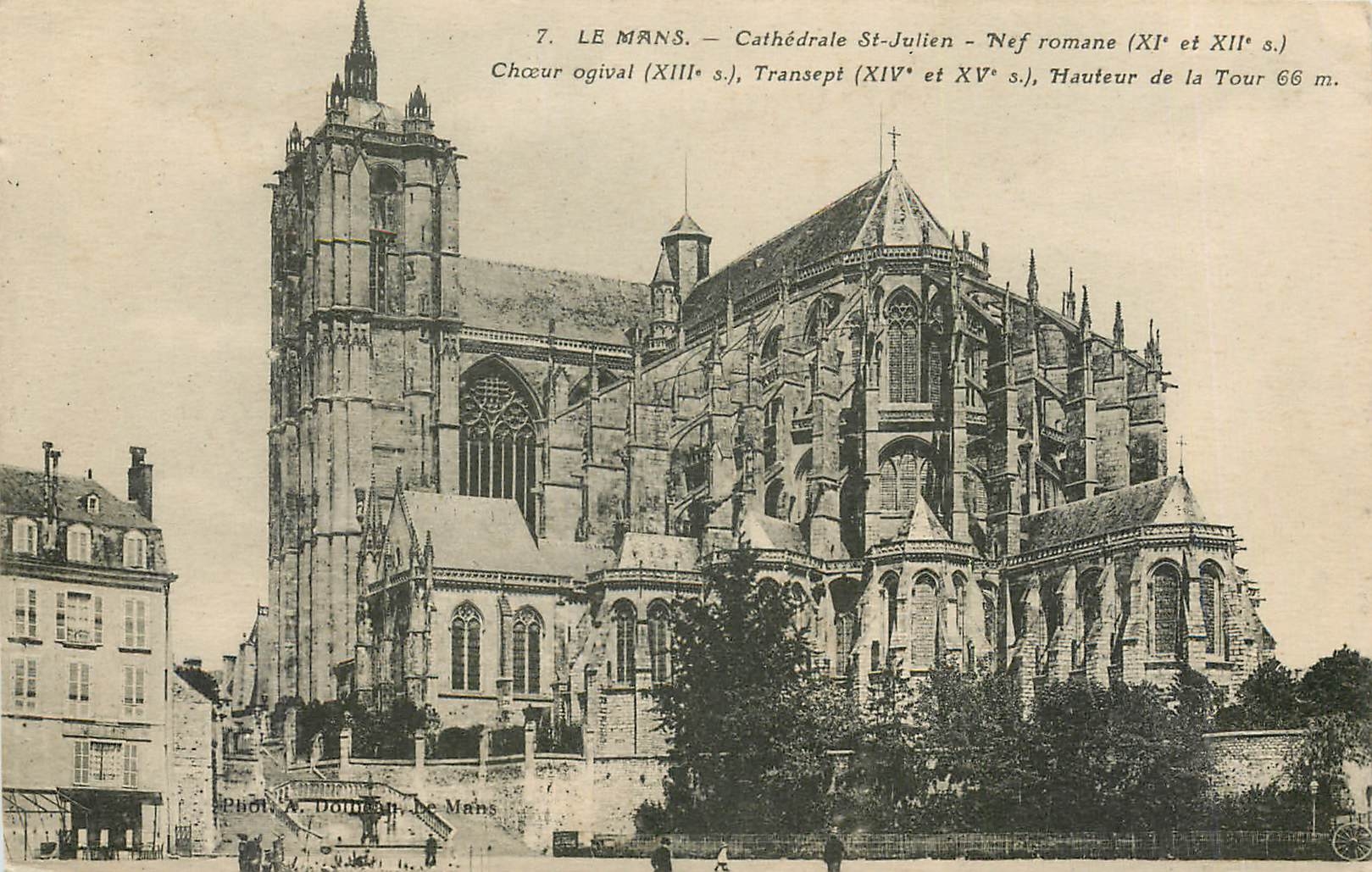 Le Mans — Cathédrale St-Julien — Nef romane (XIe et XIIe s.)