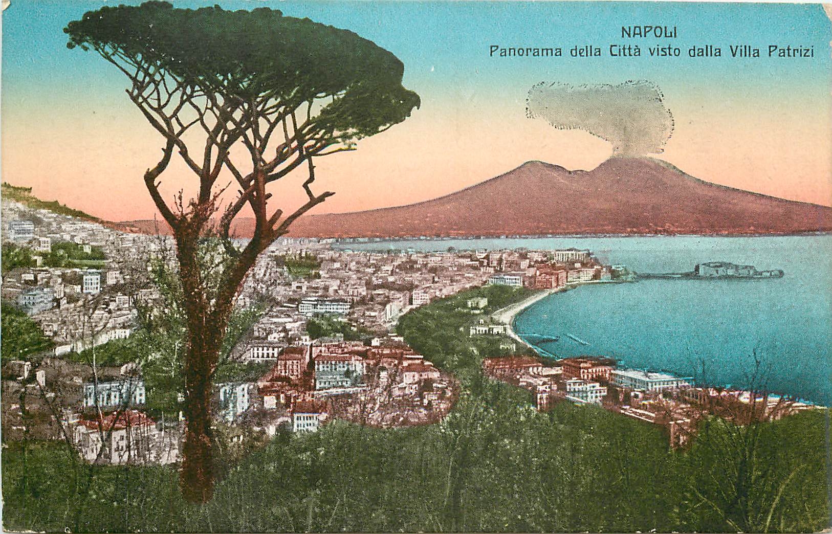CPA Napoli panorama della Citta visot dalla villa patrizi