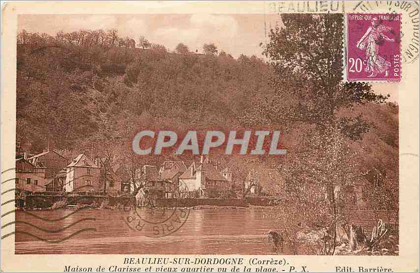 CPA Beaulieu sur dorogne Correze maiso de Clarisse et vieux quartier vu de la plage PX