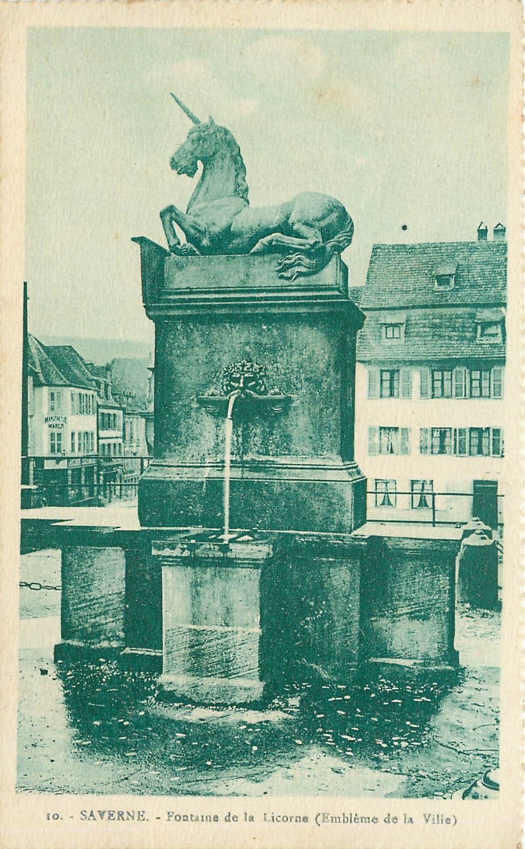 CPA Saverne Fontaine de la Licorne Embleme de la Ville
