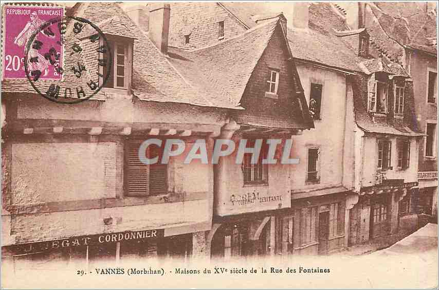 CPA Vannes Morbihan maison du XV e siecle de la Rue des Fontaines