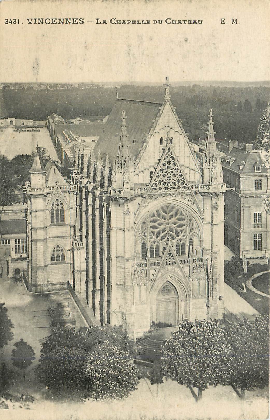 CPA Vincennes La chapelle du chateau